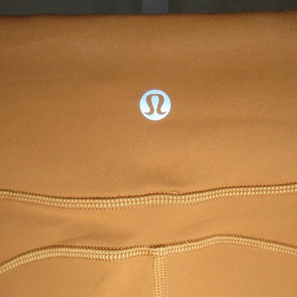 NWT Lululemon Invigorate HR Tight 25” Dark Terracotta | Size 6 - Picture 9 of 12